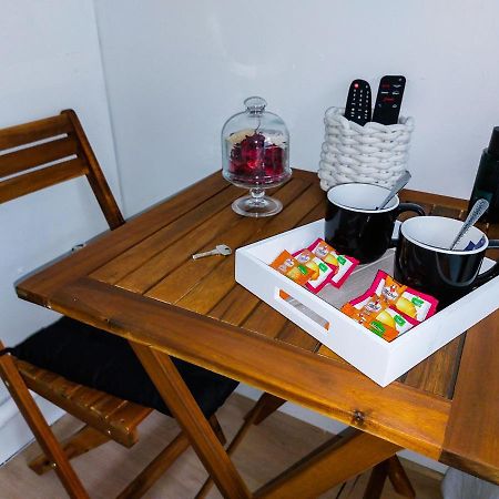 L'Essentiel - Tout Inclus ! Petit Dejeuner, Canal Plus, Netflix, Literie, Serviettes Rouen Kültér fotó